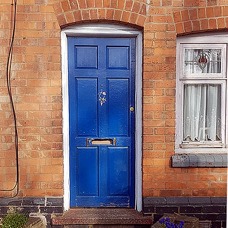 www.solihullwindows.co.uk displaying the old timber door